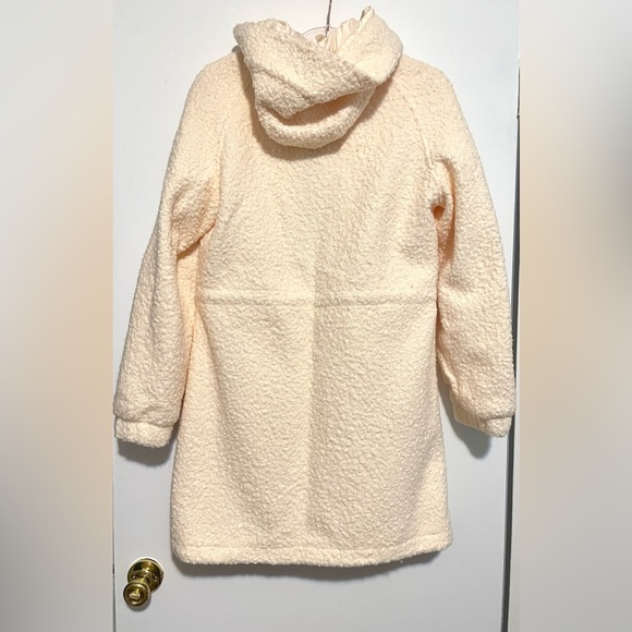 BCBGeneration Boucle Cold Weather Walker Coat NWT - Picture 4 of 6